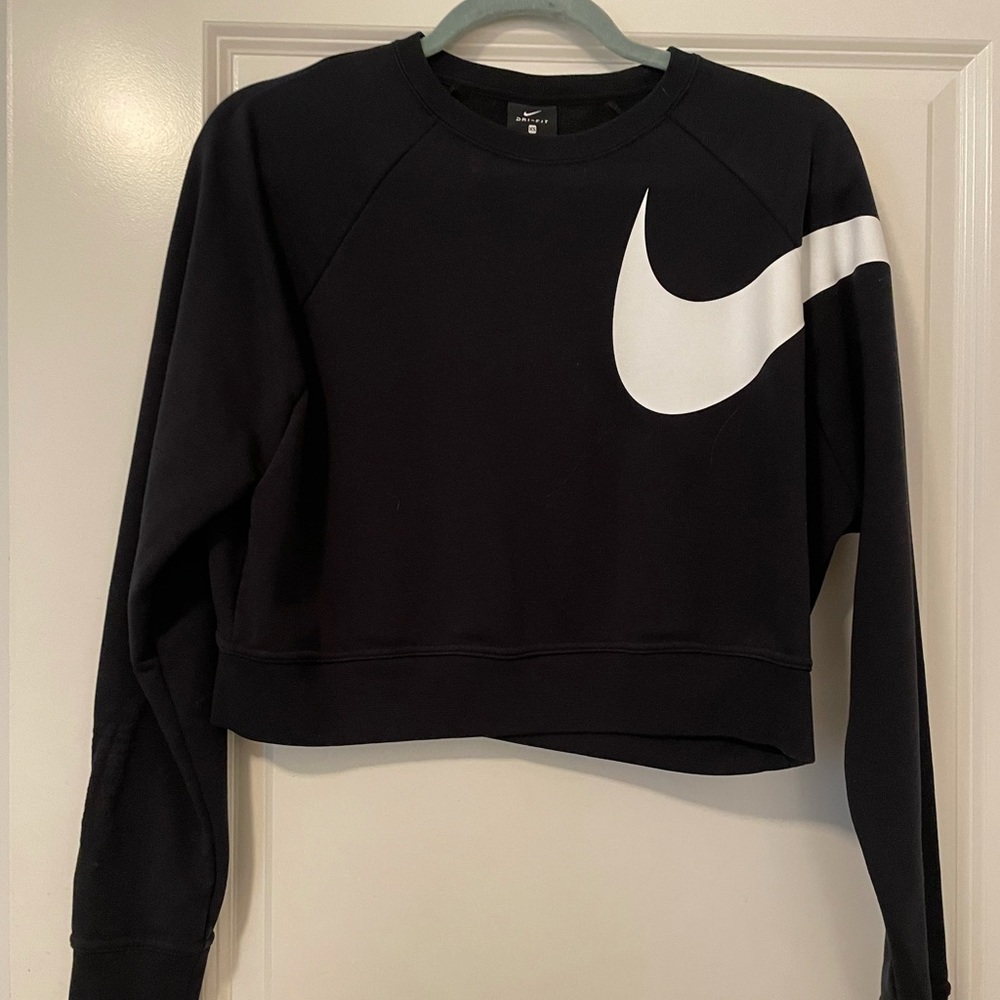 Cropped Nike Sweatshirt